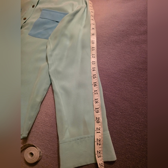 two by Vince Camuto 100% Silk Camp Shirt - Picture 4 of 6